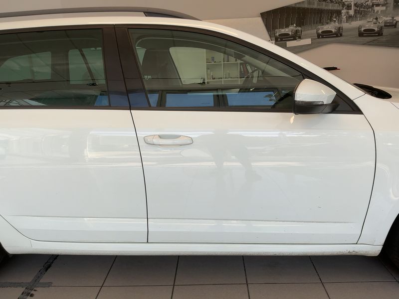 Skoda Octavia 2.0 TDI Elegance 2015 – снимка 10