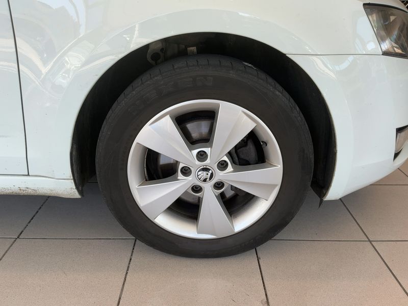 Skoda Octavia 2.0 TDI Elegance 2015 – снимка 11