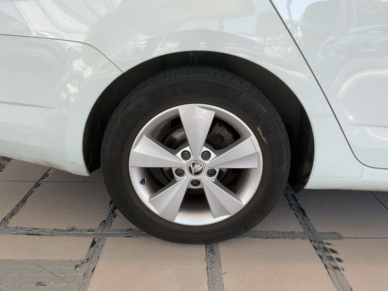 Skoda Octavia 2.0 TDI Elegance 2015 – снимка 9