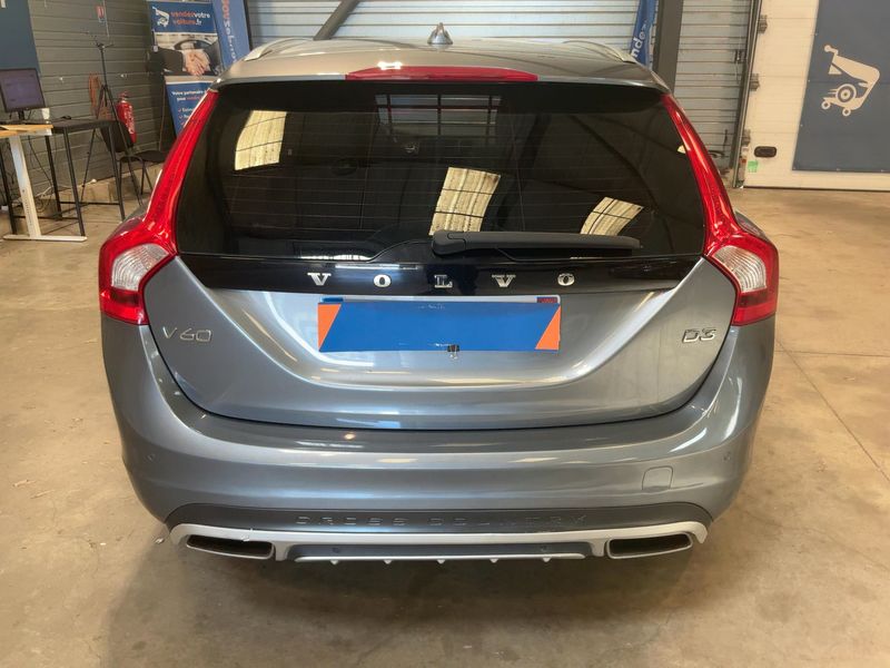 Volvo V60 Cross Country 2.0 D3 Summum 2015 – снимка 7