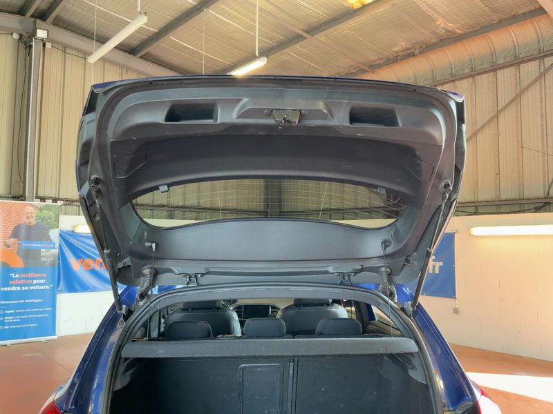 Peugeot 308 1.2 PureTech GT 2019 – снимка 15