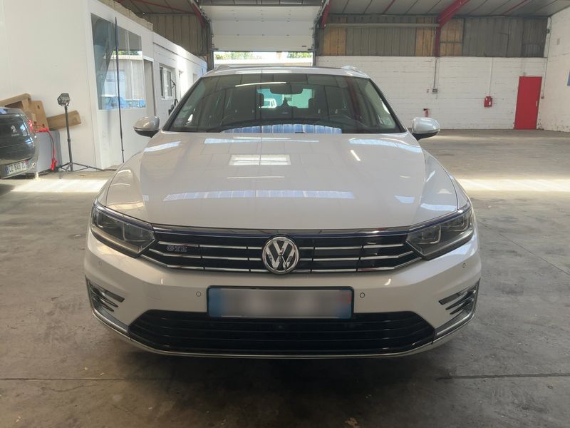 Volkswagen Passat 1.4 GTE 2016 – снимка 14