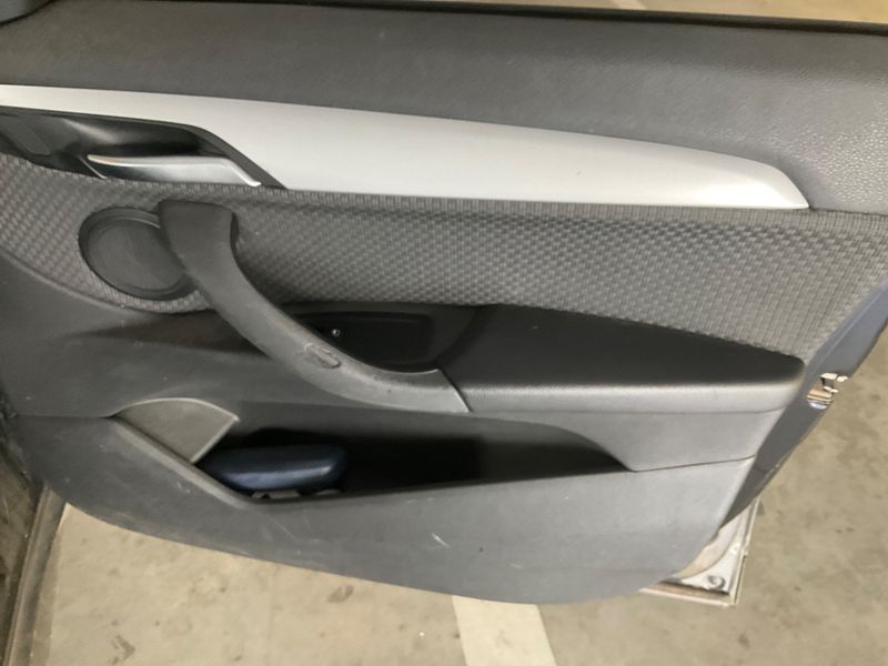 BMW X1 sDrive 18d Advantage 2018 – снимка 23