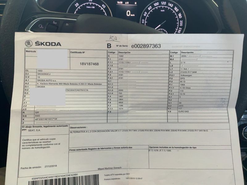 Skoda Superb 2.0 TDI SportLine 2019 – снимка 21