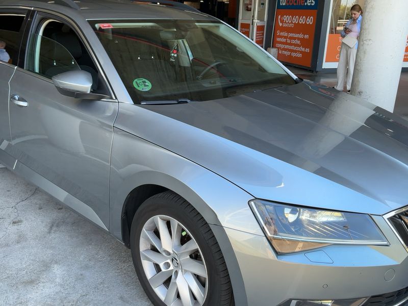 Skoda Superb 2.0 TDI SportLine 2019 – снимка 12
