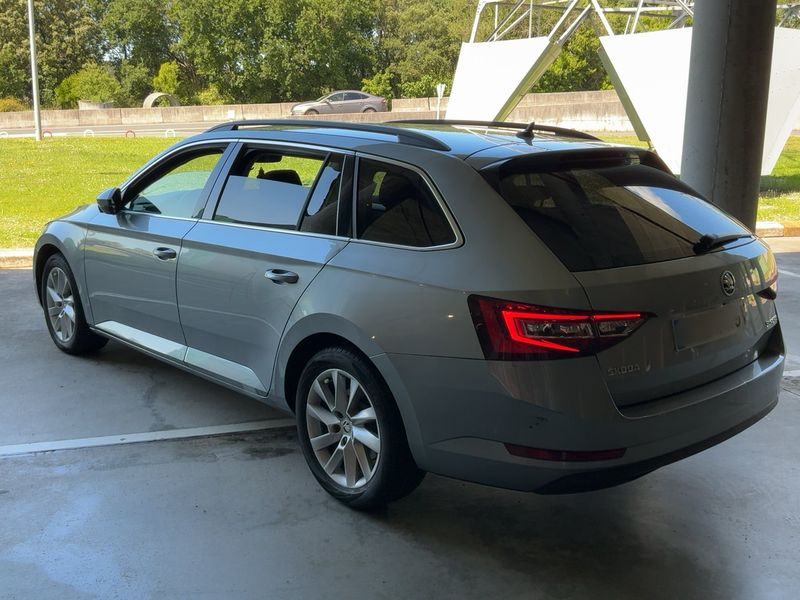 Skoda Superb 2.0 TDI SportLine 2019 – снимка 6