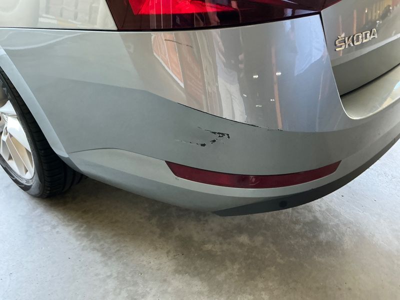 Skoda Superb 2.0 TDI SportLine 2019 – снимка 24