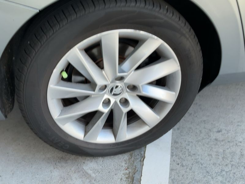 Skoda Superb 2.0 TDI SportLine 2019 – снимка 9