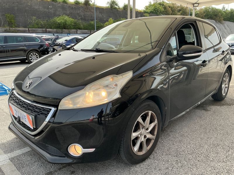 Peugeot 208 1.4 HDi Active 2014 – снимка 1