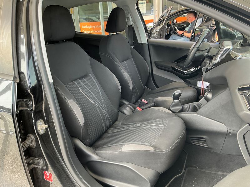 Peugeot 208 1.4 HDi Active 2014 – снимка 16