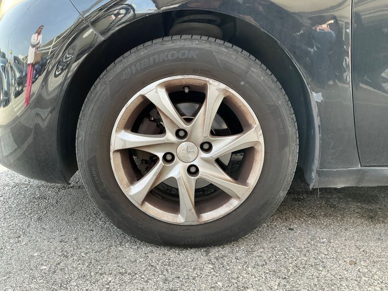 Peugeot 208 1.4 HDi Active 2014 – снимка 3