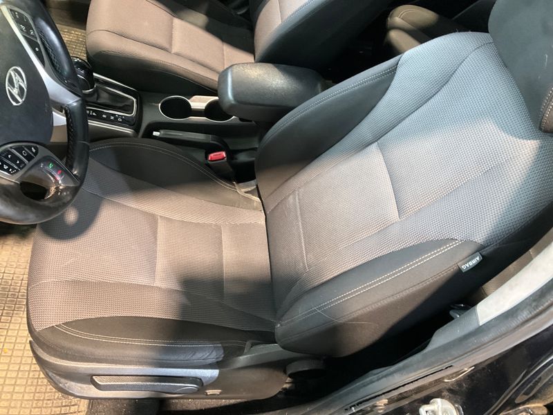 Hyundai i30 1.6 CRDi Trend blue 2017 – снимка 42