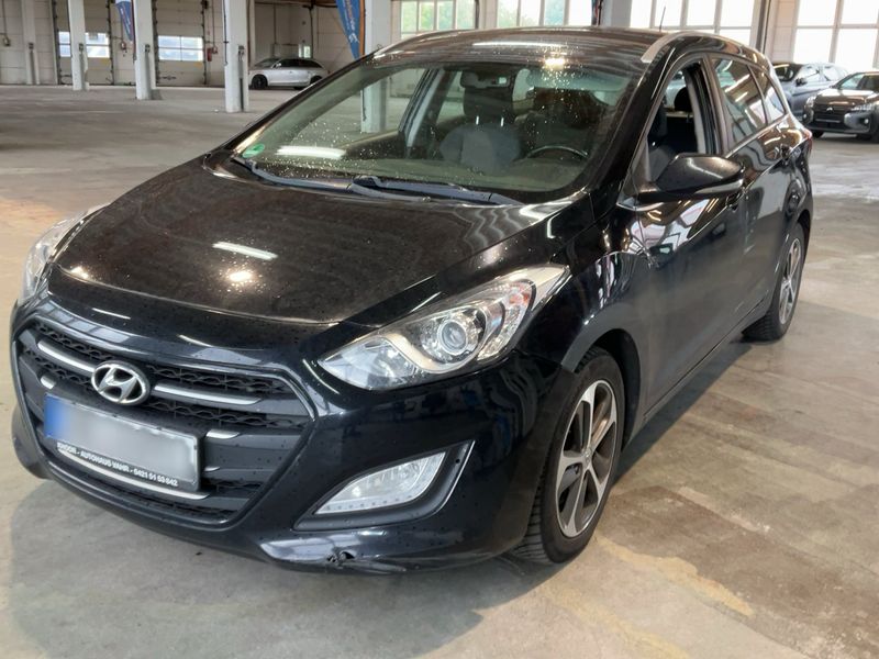 Hyundai i30 1.6 CRDi Trend blue 2017 – снимка 1