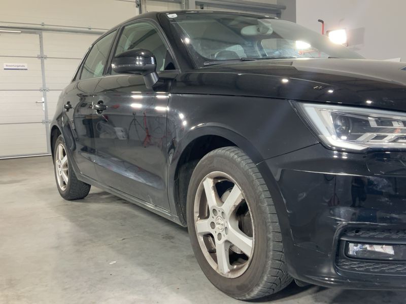 Audi A1 Sportback 1.0 TFSI Intense 2018 – снимка 12