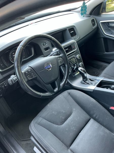 Volvo V60 2.0 D3 Kinetic 2015 – снимка 24