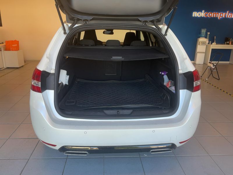 Peugeot 308 1.6 Blue-HDi GT Line 2017 – снимка 15