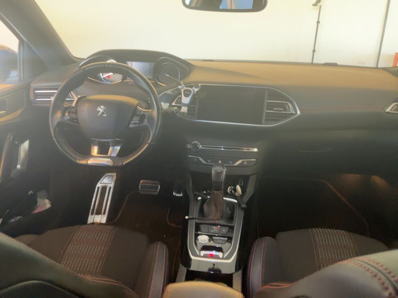 Peugeot 308 1.6 Blue-HDi GT Line 2017 – снимка 17