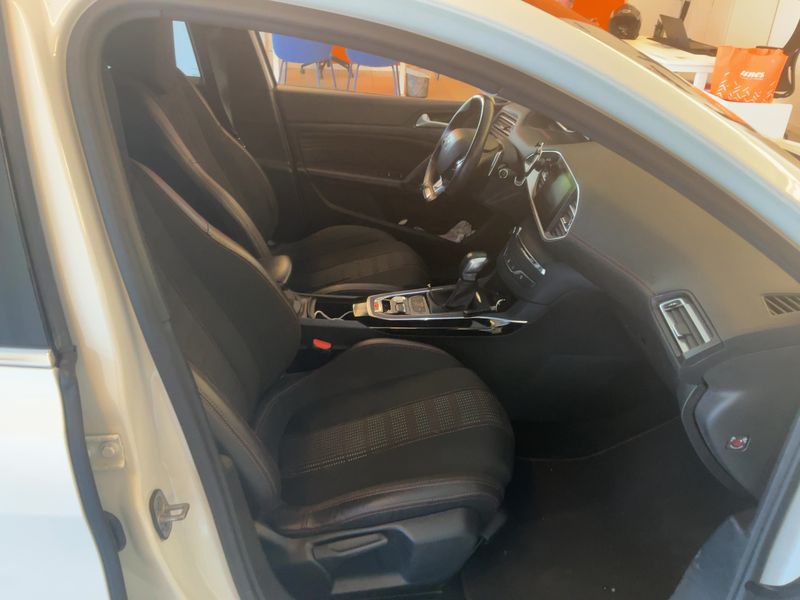 Peugeot 308 1.6 Blue-HDi GT Line 2017 – снимка 16