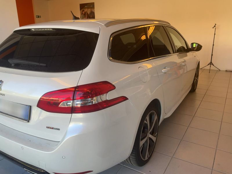 Peugeot 308 1.6 Blue-HDi GT Line 2017 – снимка 8