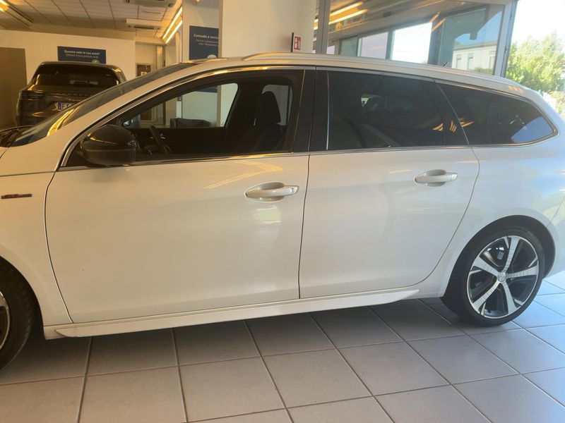 Peugeot 308 1.6 Blue-HDi GT Line 2017 – снимка 4