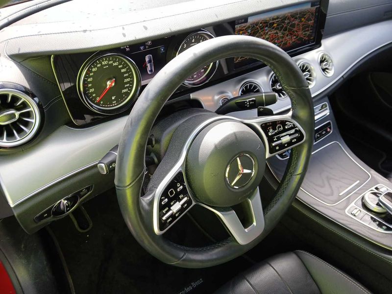 Mercedes-Benz E-Klasse E 300 AMG Line 2018 – снимка 16
