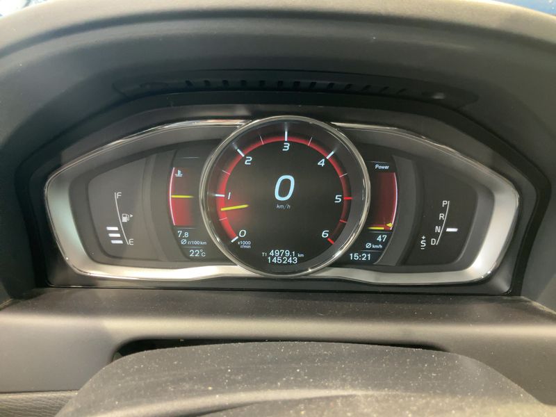 Volvo XC60 2.4 D5 Summum AWD 2015 – снимка 19