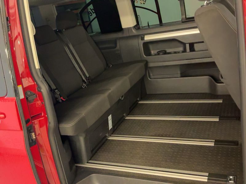 Volkswagen T6 California 2.0 TDI Beach Edition 4Motion 2017 – снимка 20