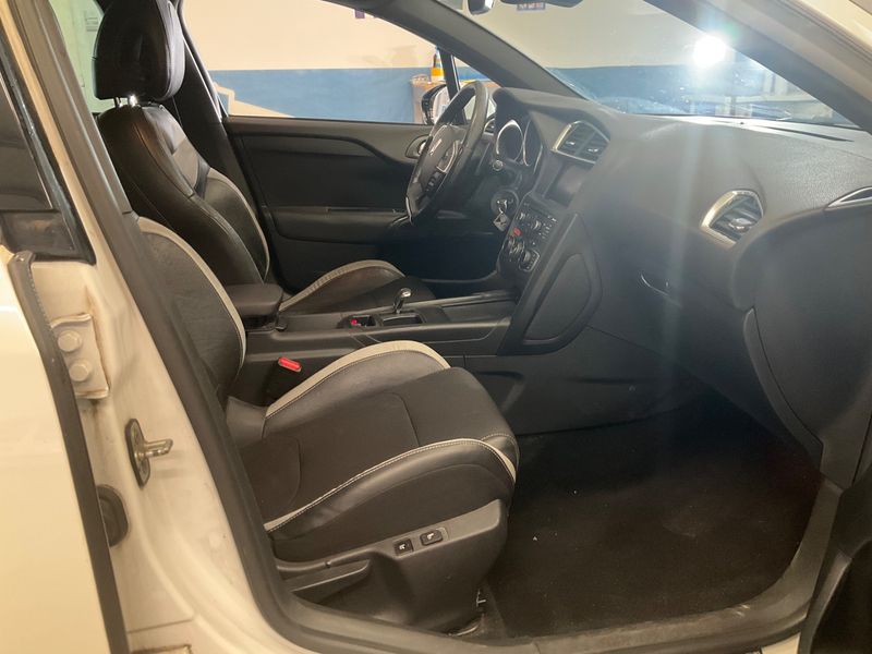 Citroen DS4 1.6 e-HDi SoChic 2012 – снимка 3