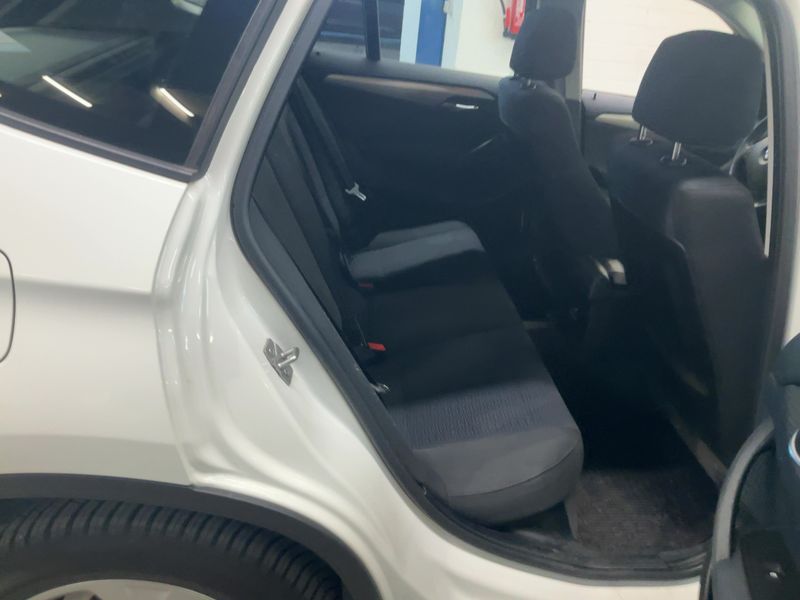 BMW X1 xDrive 20d 2011 – снимка 19