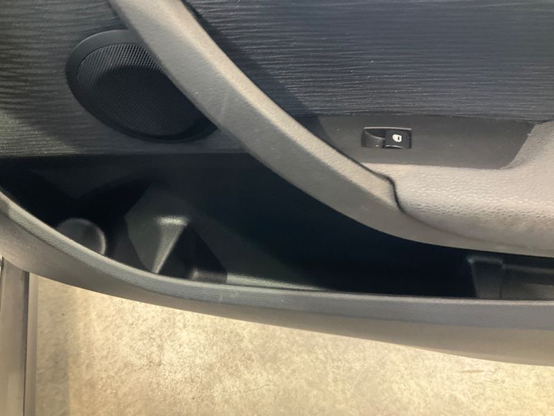 BMW X1 xDrive 20d 2011 – снимка 25