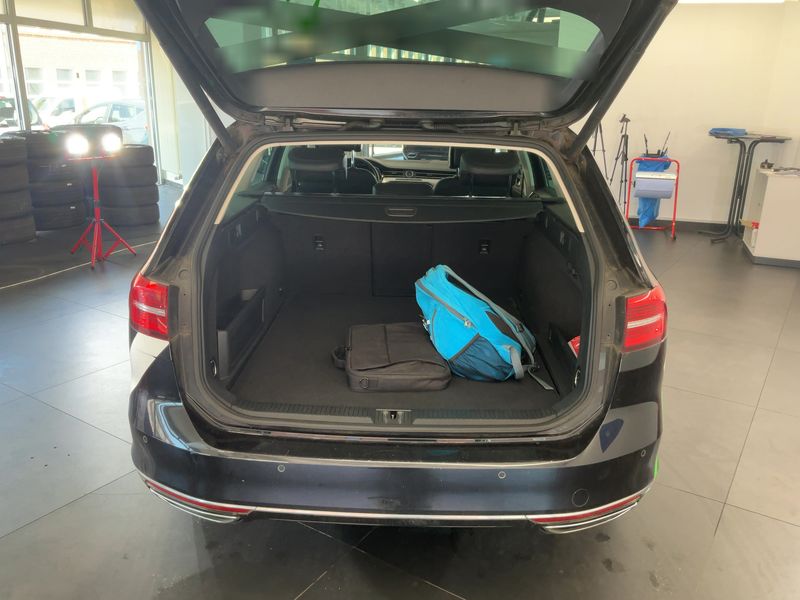 Volkswagen Passat 2.0 TDI Highline 4Motion BlueMotion Tech 2014 – снимка 15