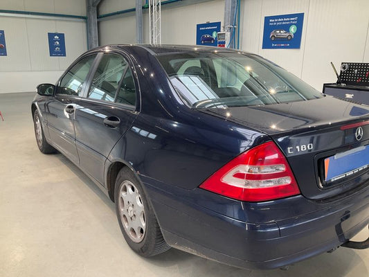 Mercedes-Benz C-Klasse C 180 Kompressor Classic 2004 – снимка 2