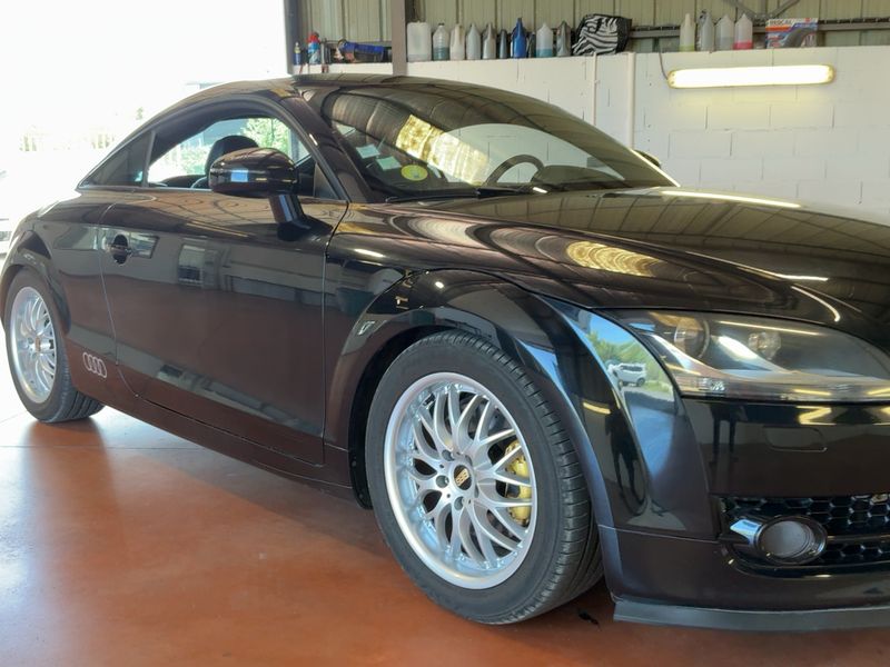 Audi TT 2.0 TFSI Coupe 2010 – снимка 12