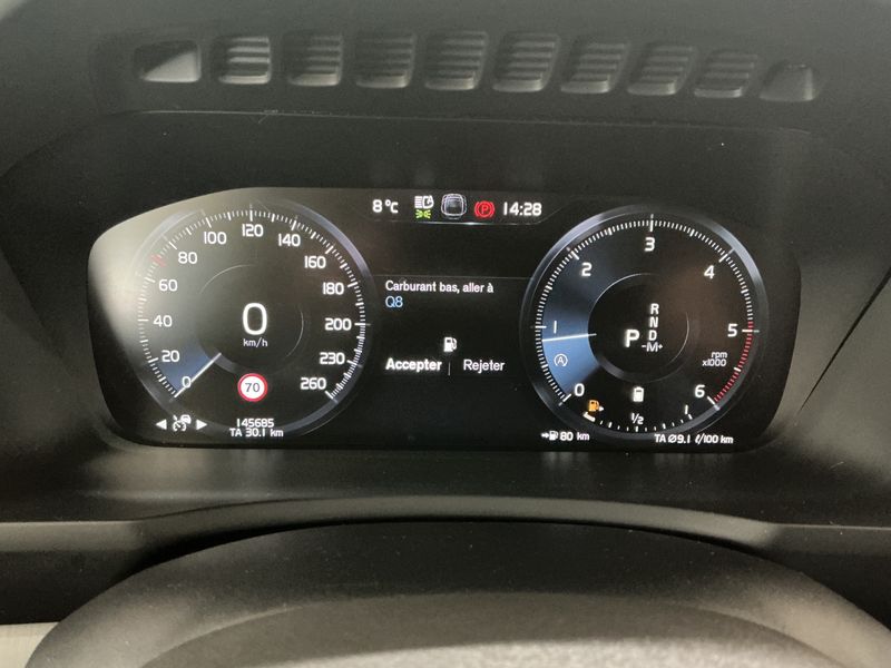 Volvo XC90 2.0 B5 Diesel Mild-Hybrid Momentum Pro AWD 2019 – снимка 18