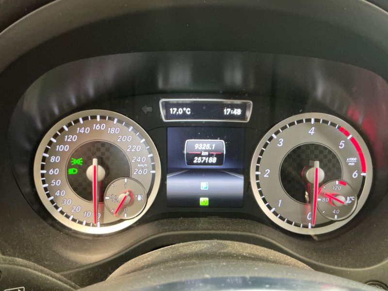 Mercedes-Benz A-Klasse A 200 CDI AMG Sport 2015 – снимка 18