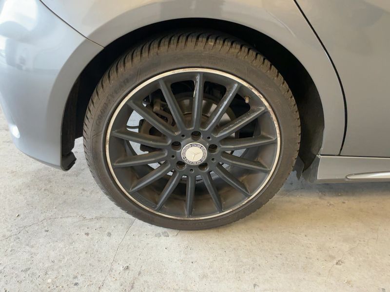 Mercedes-Benz A-Klasse A 200 CDI AMG Sport 2015 – снимка 9