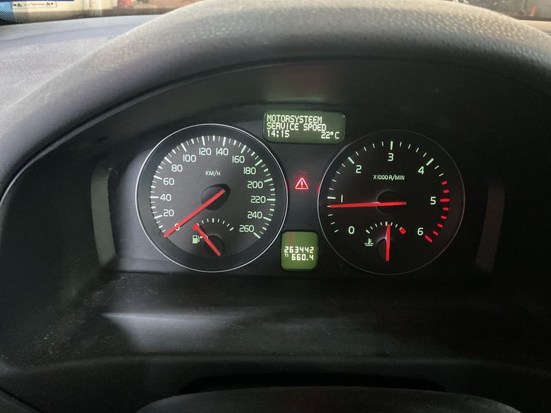 Volvo V50 1.6 DRIVe Kinetic 2010 – снимка 4