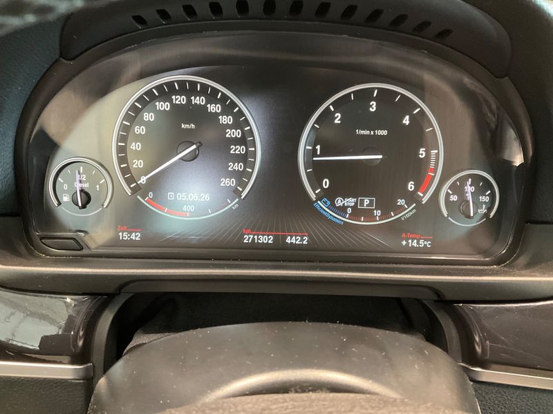 BMW 5er 520d 2014 – снимка 19
