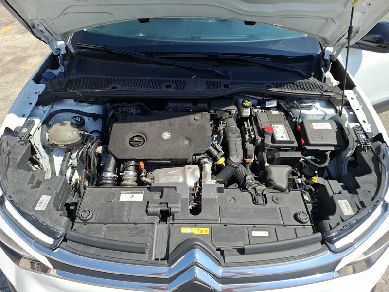Citroen C4 1.5 Blue-HDi Feel Nav Business R 2022 – снимка 8