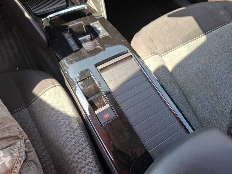 Citroen C4 1.5 Blue-HDi Feel Nav Business R 2022 – снимка 25