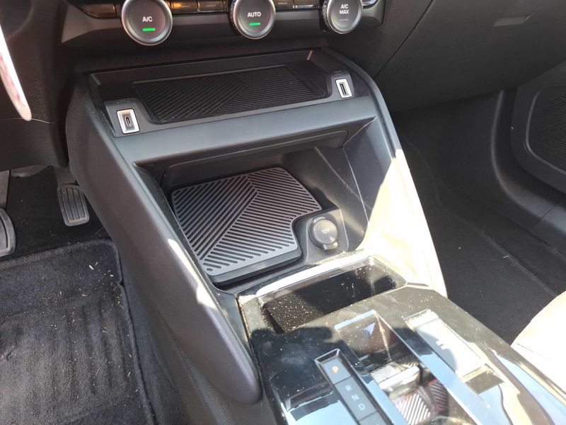 Citroen C4 1.5 Blue-HDi Feel Nav Business R 2022 – снимка 24