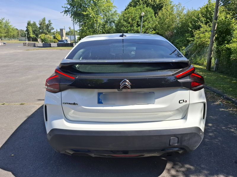 Citroen C4 1.5 Blue-HDi Feel Nav Business R 2022 – снимка 4