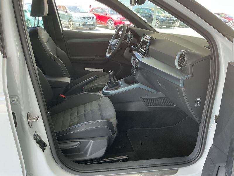 Seat Arona 1.0 TSI Xperience XXL 2025 – снимка 16