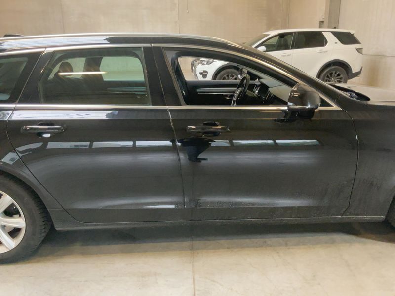Volvo V90 2.0 D4 Momentum 2018 – снимка 10