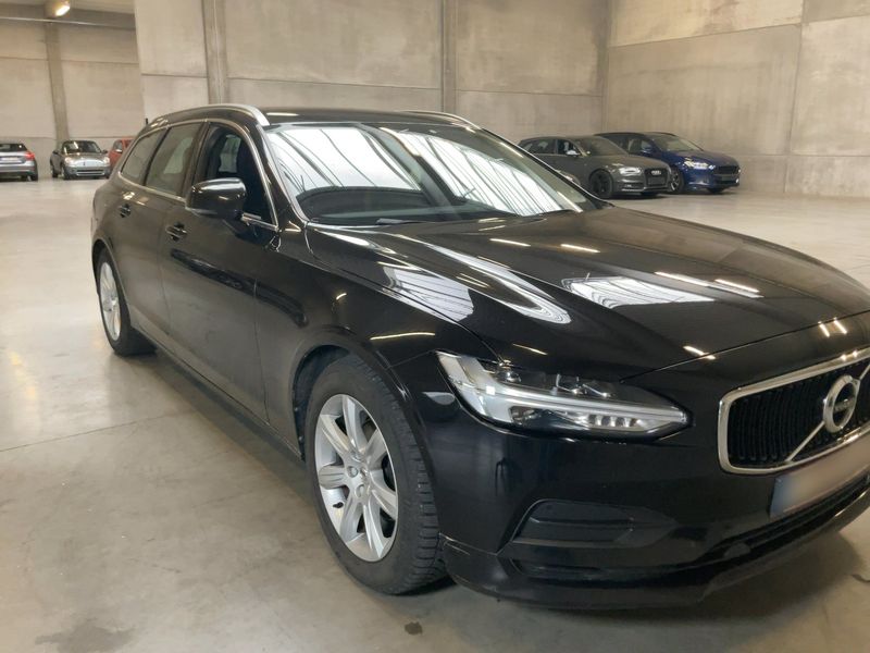 Volvo V90 2.0 D4 Momentum 2018 – снимка 12