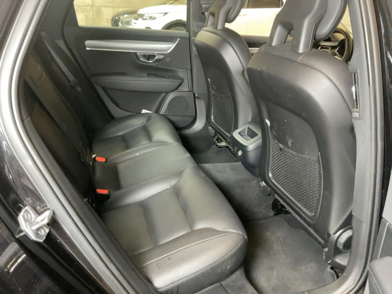 Volvo V90 2.0 D4 Momentum 2018 – снимка 19