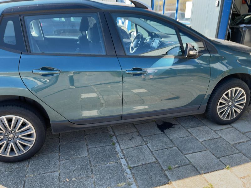 Peugeot 2008 1.2 e-VTi Active 2016 – снимка 10