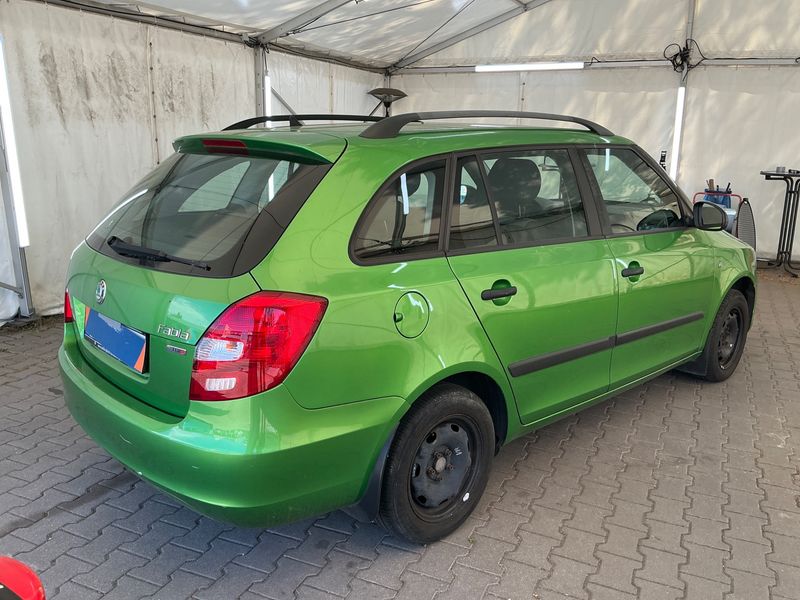 Skoda Fabia 1.6 TDI Cool Edition 2012 – снимка 2