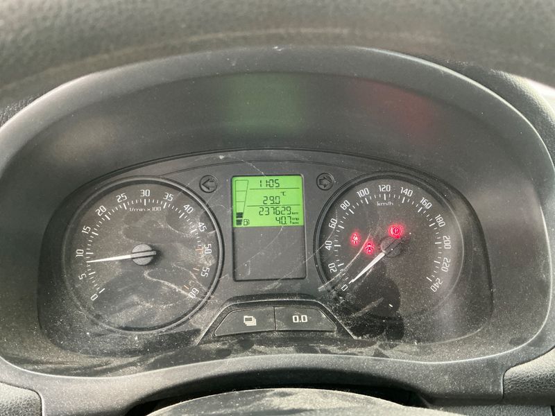Skoda Fabia 1.6 TDI Cool Edition 2012 – снимка 4