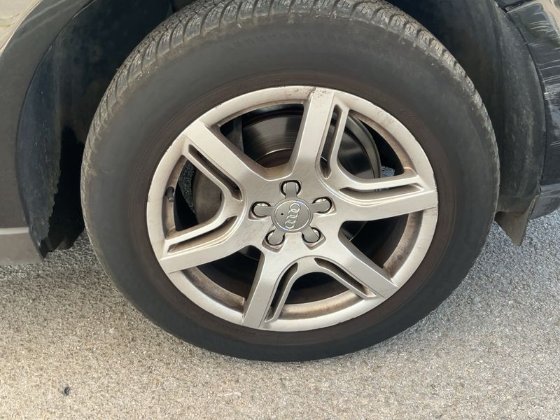 Audi Q5 2.0 TFSI quattro 2009 – снимка 11